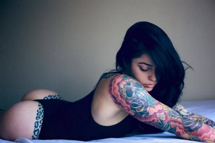 Девушки любят татуировки (50 фото)