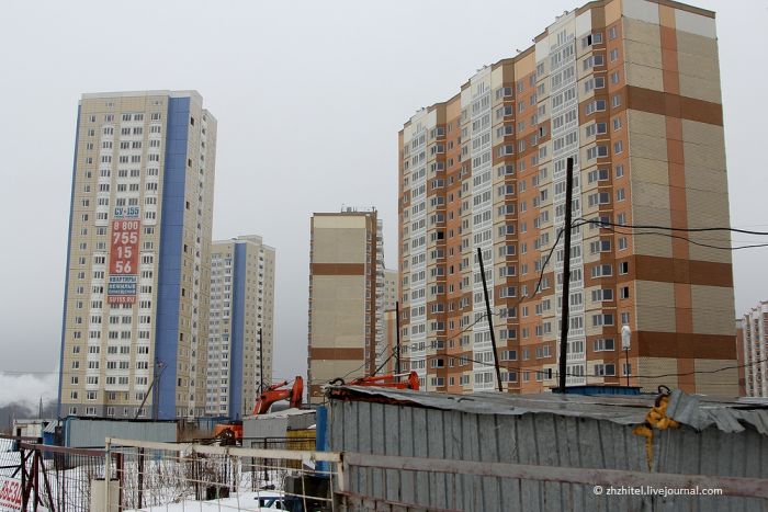 Заброшенный район новостроек в Подмосковье (28 фото)