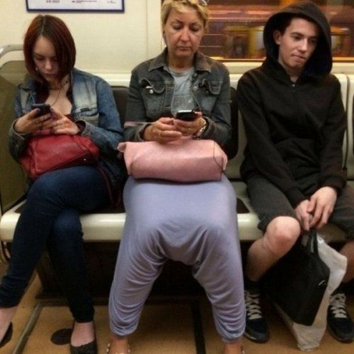 «Модники» в московском метро (40 фото)
