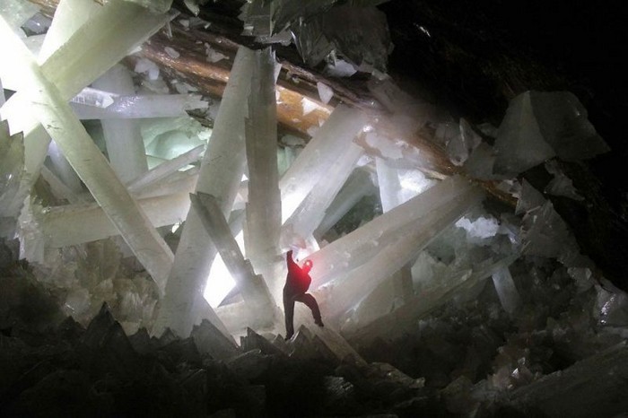 Пещера кристаллов в Мексике (17 фото)