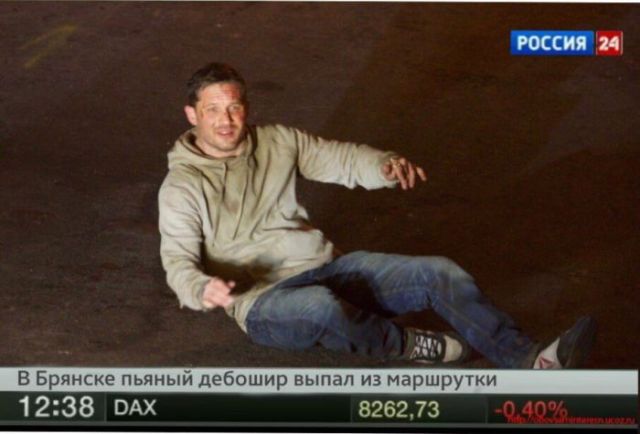 Кадр с актером Томом Харди стал мемом Рунета (21 фото)